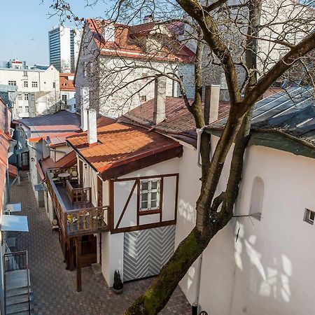 Three Crowns Residents Hotel Талин Екстериор снимка