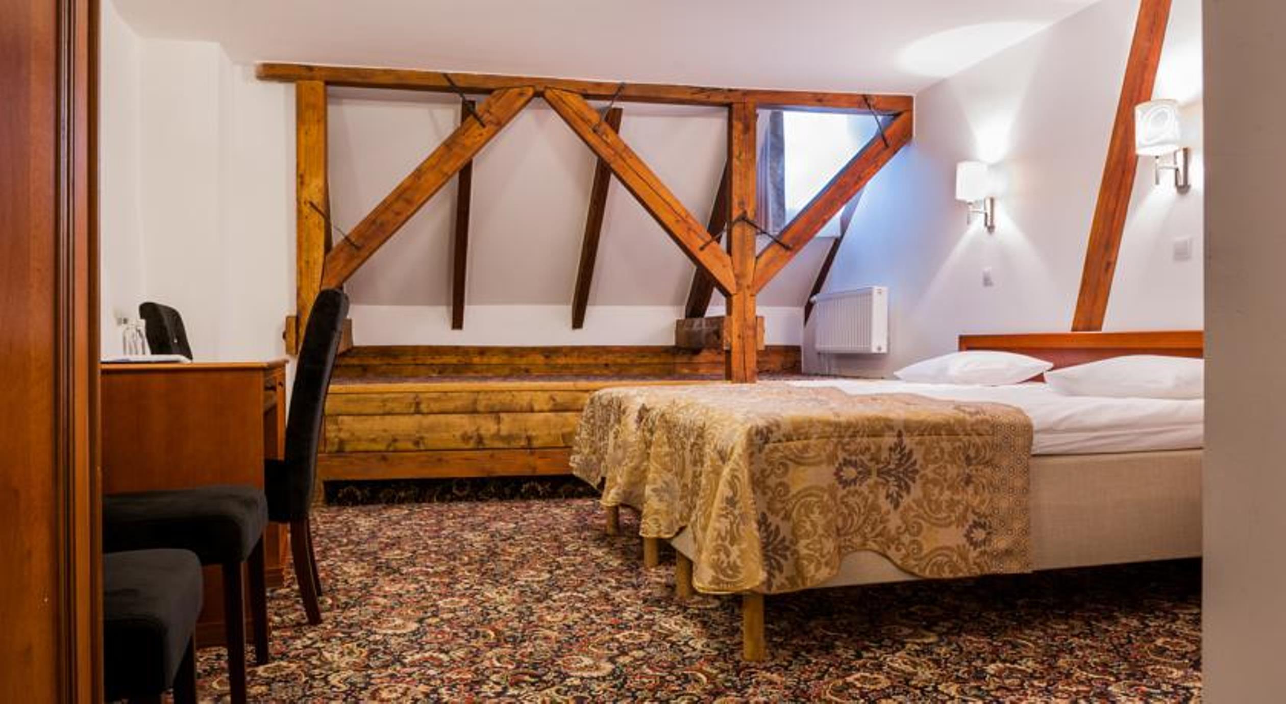 Three Crowns Residents Hotel Талин Екстериор снимка
