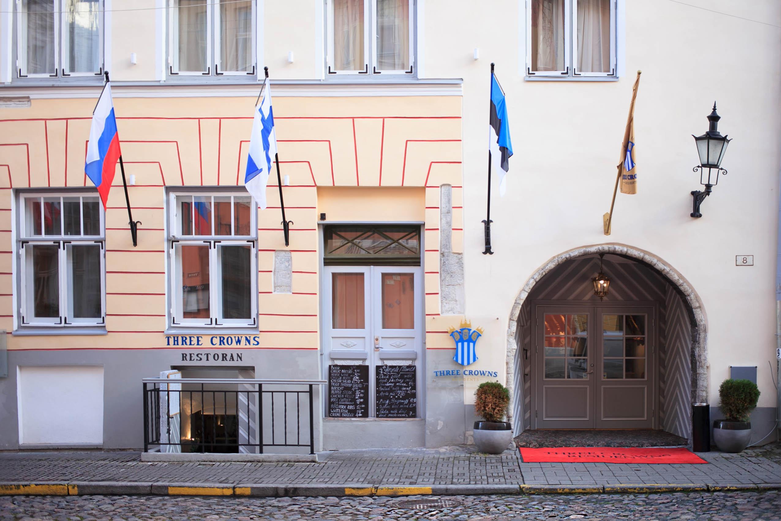 Three Crowns Residents Hotel Талин Екстериор снимка